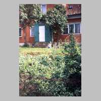 111-1299 Das Haus des Malermeisters Horn in Wehlau auf der Wattlau 1993.jpg